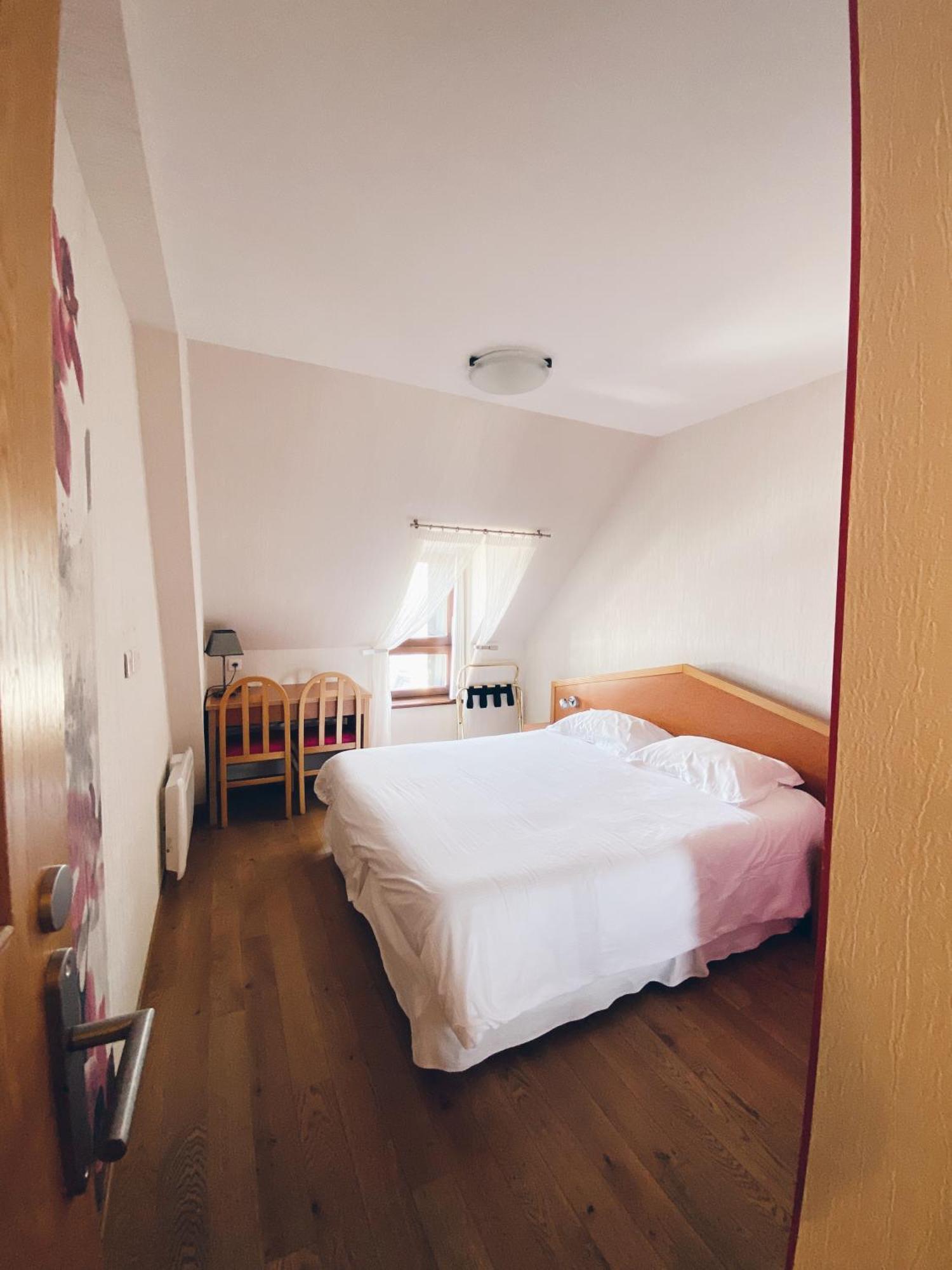 Le Regis Apartment Laguiole Exterior photo